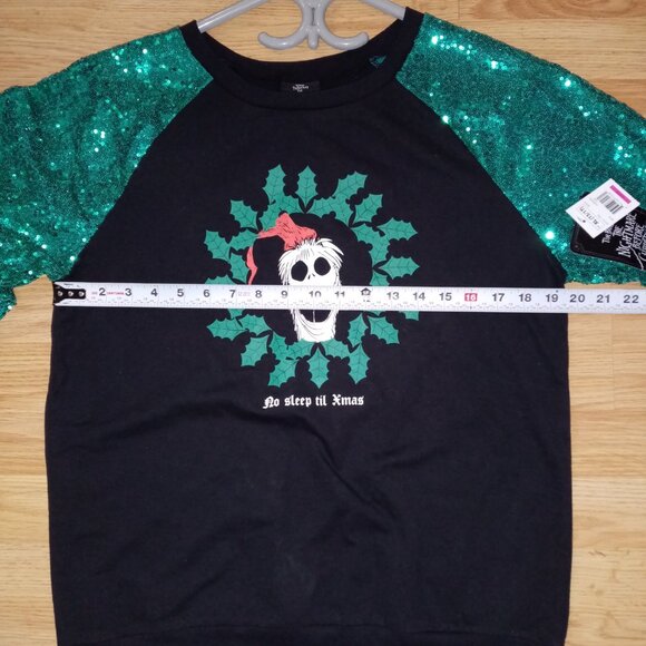 NWT Disney The Nightmare Before Christmas Sweater Sequin Sleeves - Picture 5 of 5